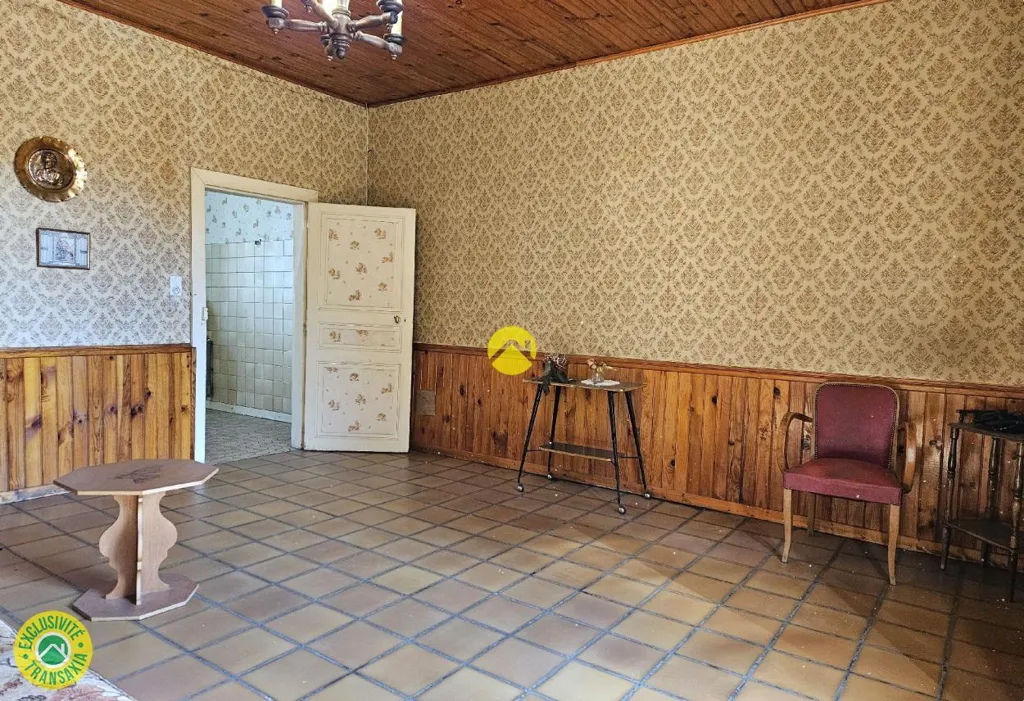Wohnzimmer - Character House with Garden in Cosne d'Allier