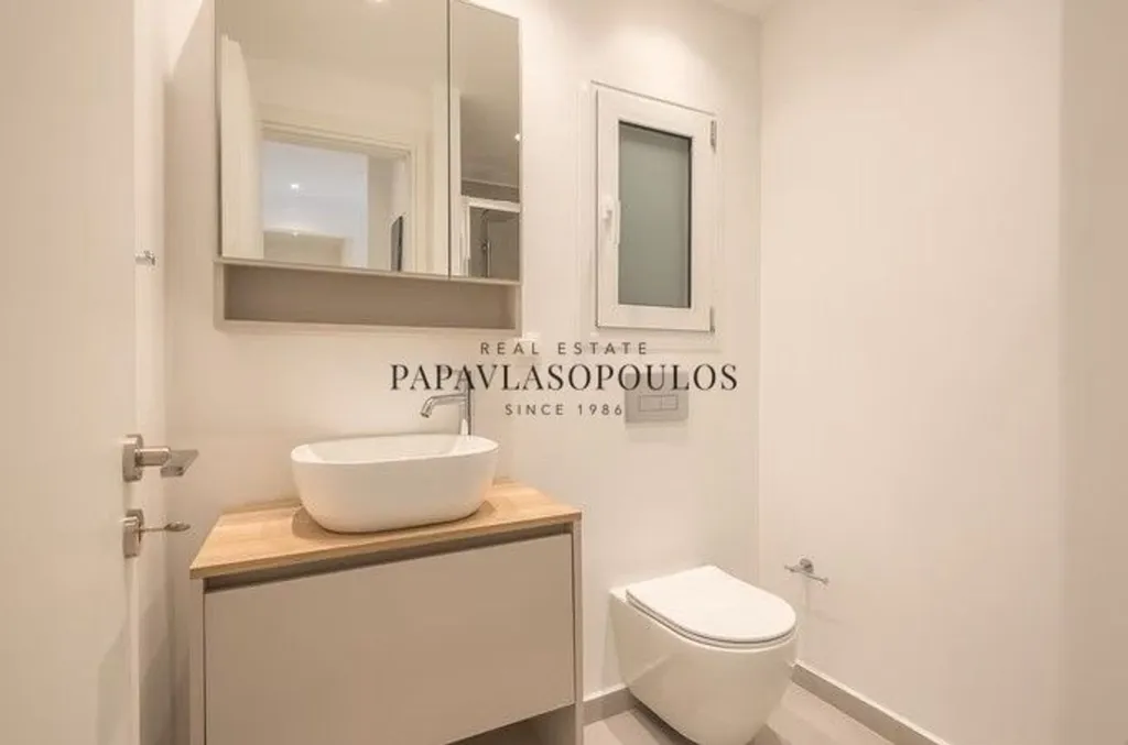 Baños - Renovated Apartment with City View in Exarcheia