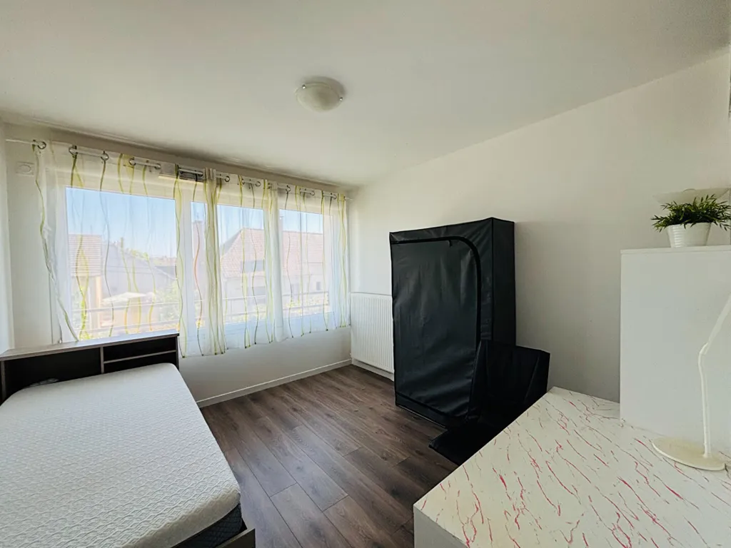 Magamistoad - Modern Flat with South-Facing Balcony in Bezons