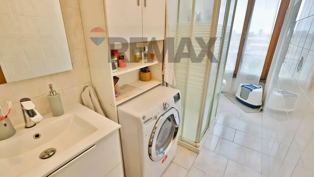 Salles de bain - Apartment with Balcony in Baranzate