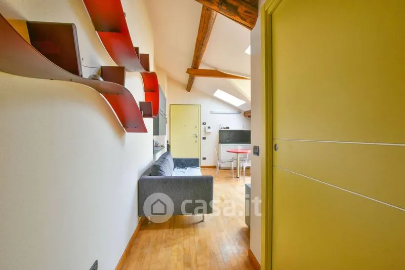 Entrée - Armed Billet with Balcony in Varese Centre