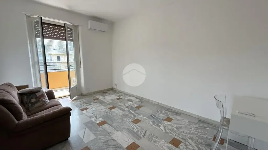 Elutuba - Rented Flat with Balcony in Milan