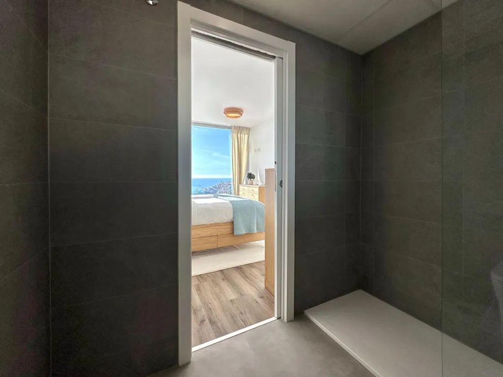 Salles de bain - Penthouse with Sea Views in Velilla, Almuñécar