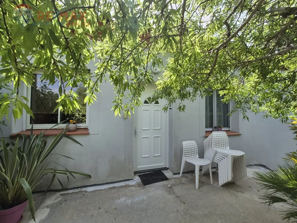 Terrass - Duplex Villas with Pool in Quiet Village