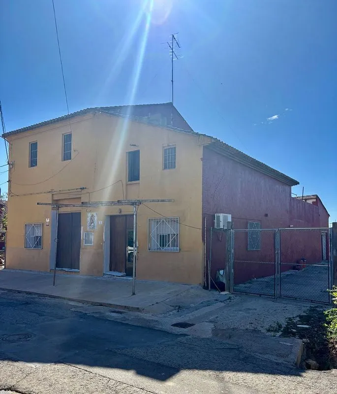 Exterior - Historic House with Terrace in Plena Huerta
