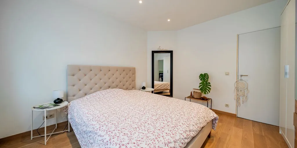 Magamistoad - Charming House with Courtyard in Evere