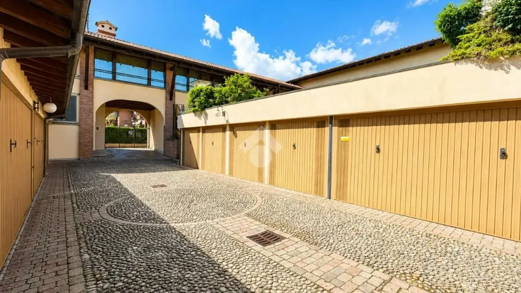 Esterno - Apartment with Terrace in Brescia