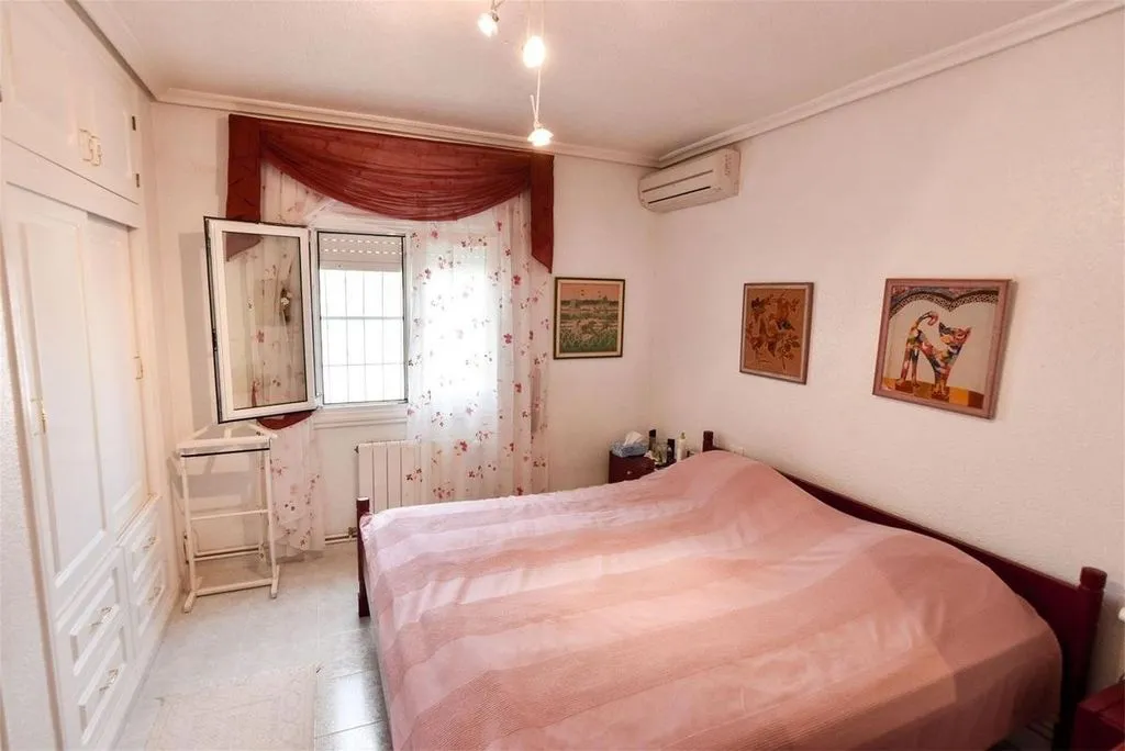 Magamistoad - Detached Villa with Pool in Torrevieja