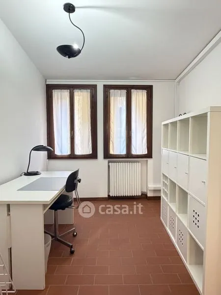 Bureau - Fully Furnished Apartment in Este Centre