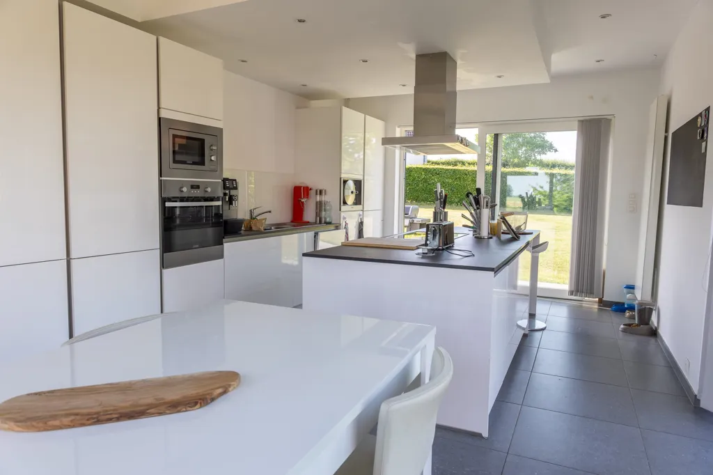 Köök - 4-Bed House with Pool & Solar Panels in Chaumont