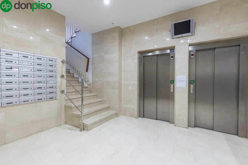 Entrée - Luxury Flat with Terrace in Granada