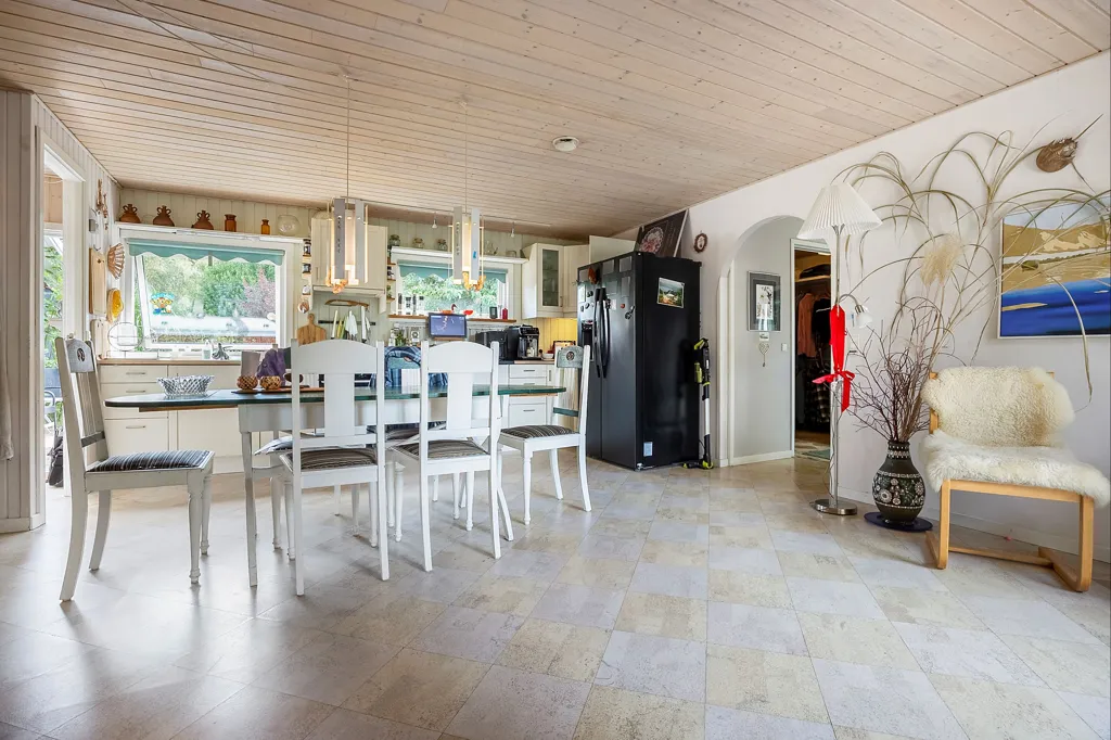 Sala da pranzo - Charming Summerhouse with Garden in Kårup
