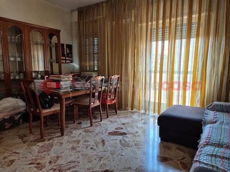 Dining Room - Bright 3-Room Apartment in Brindisi