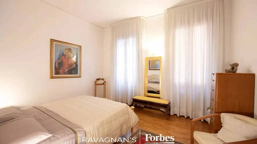 Magamistoad - Canal-Front Apartment in Venice