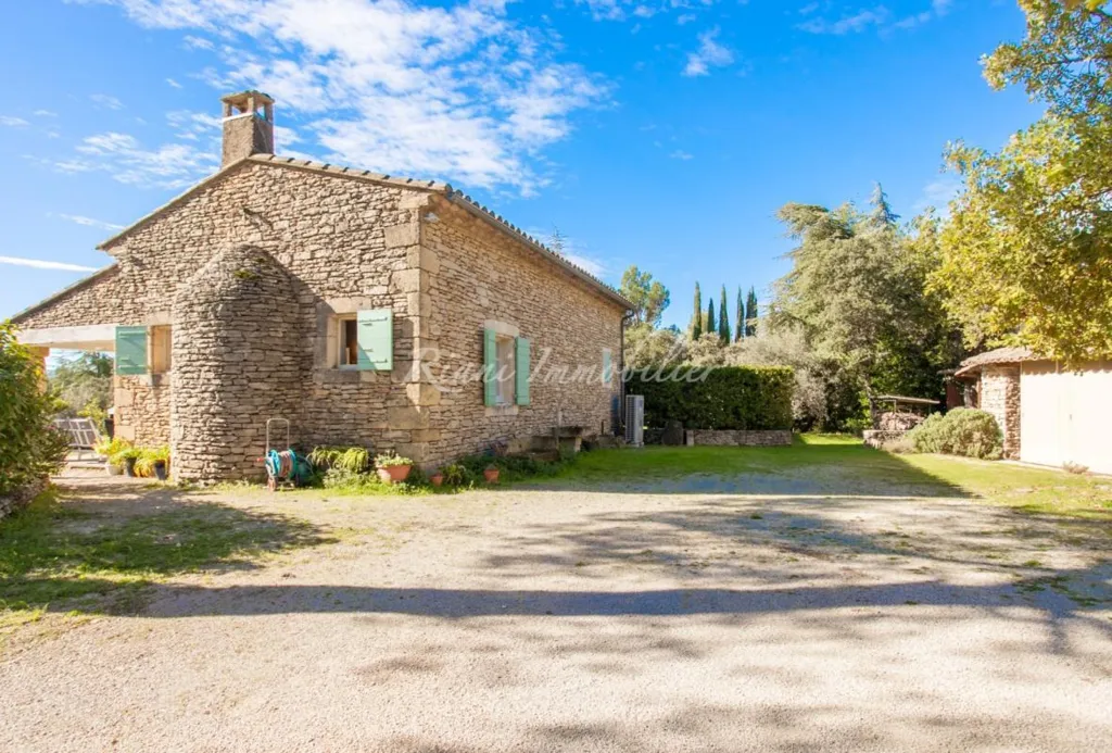 Välivaade - House with Pool and Luberon View in Cabrières-d'Avignon