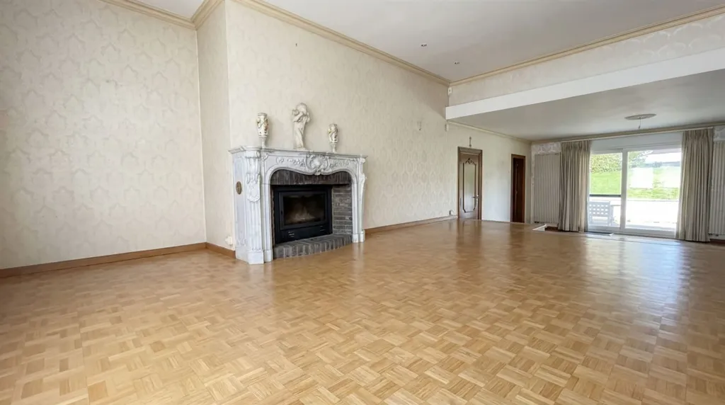 Living Room - Classical Villa with Garden in Dilbeek