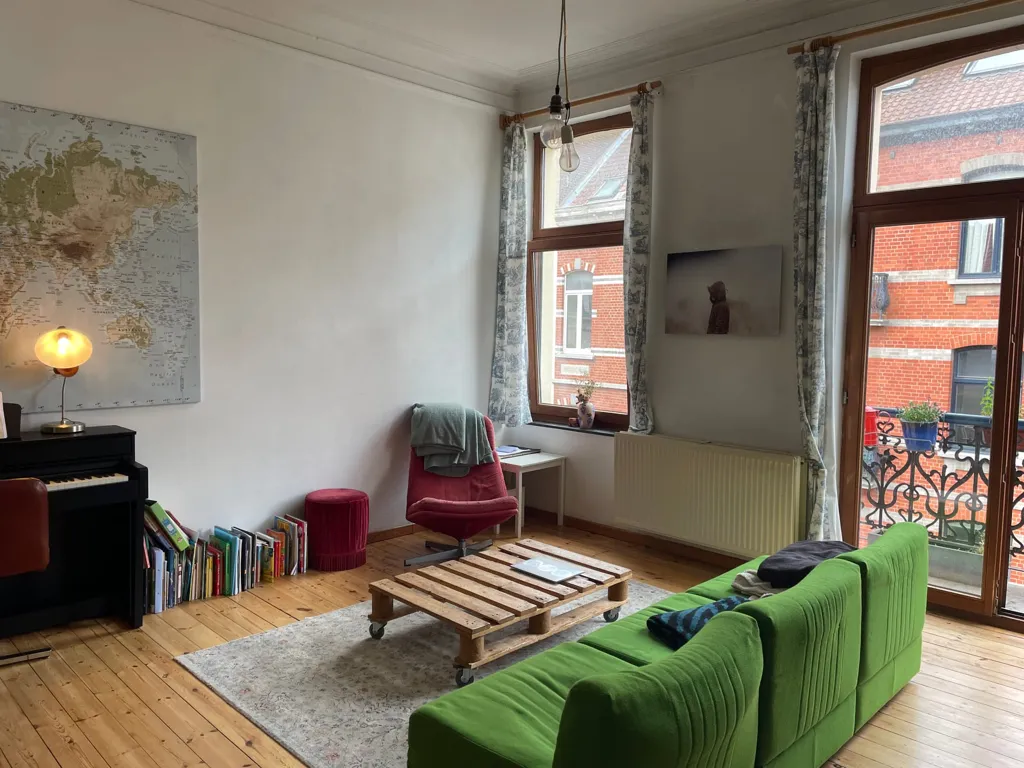 Elutuba - Charming Duplex Apartment in Saint-Gilles
