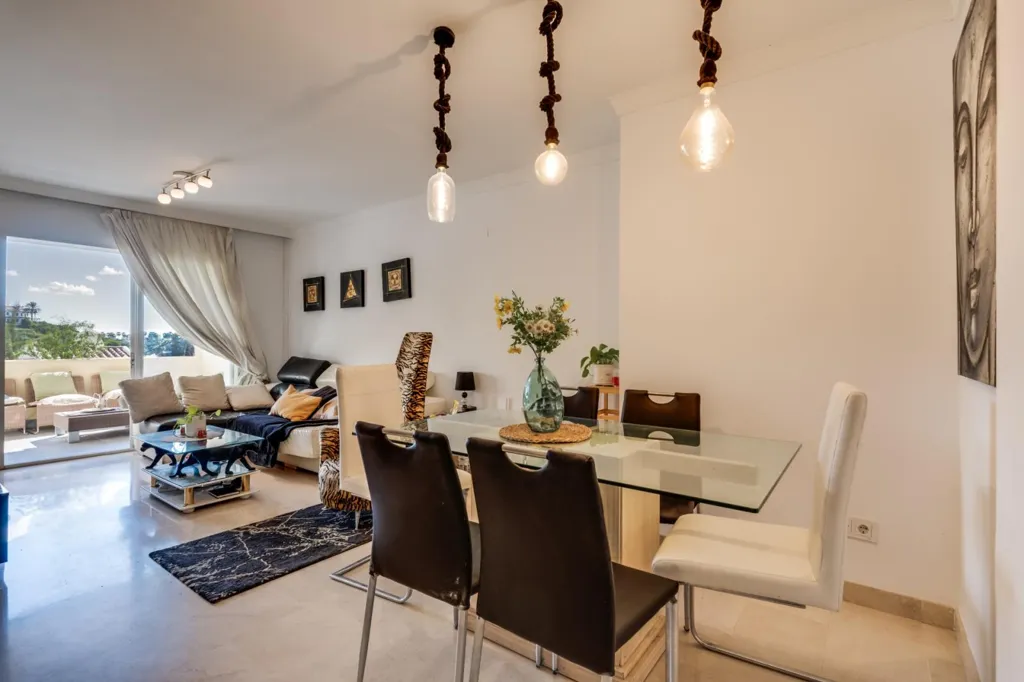 Söögituba - Apartment with Pools in La Quinta, Benahavís
