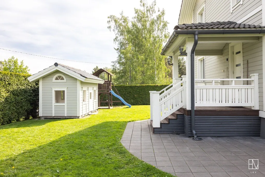 Jardin - Converted Loft with Sauna in Lempäälä