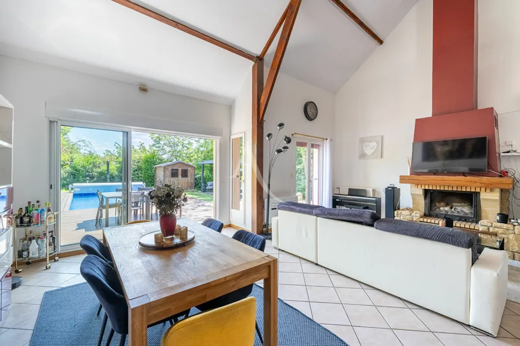 Elutuba - Spacious House with Pool in Courdimanche