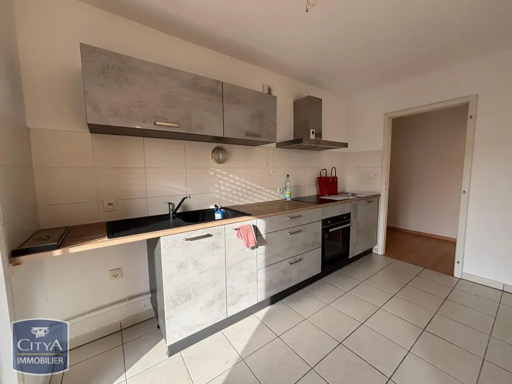 Cuisine - Appartement 3 Pièces avec Balcon à Hochfelden