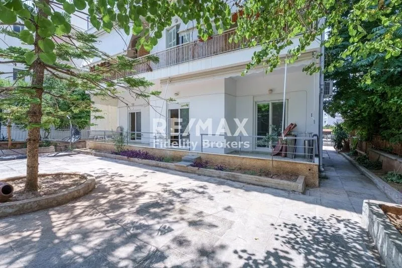Aed - Apartment with Balcony in Ano Glyfada