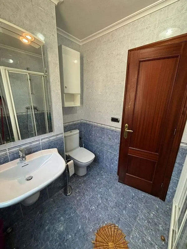 Salles de bain - Apartment with South-Facing Terrace in Noja