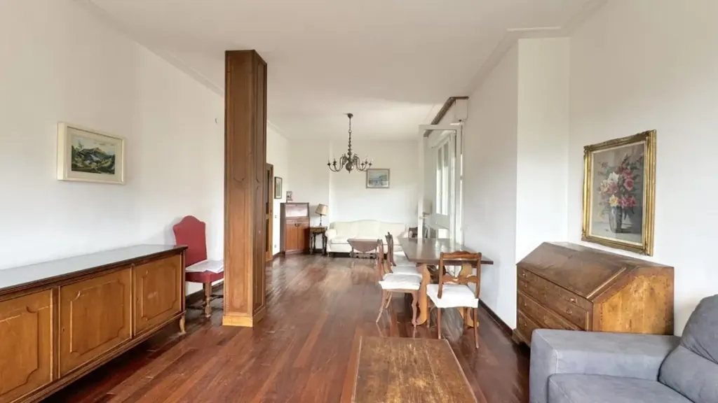 Séjour - Apartment with River View near Piazza San Marco, Prato