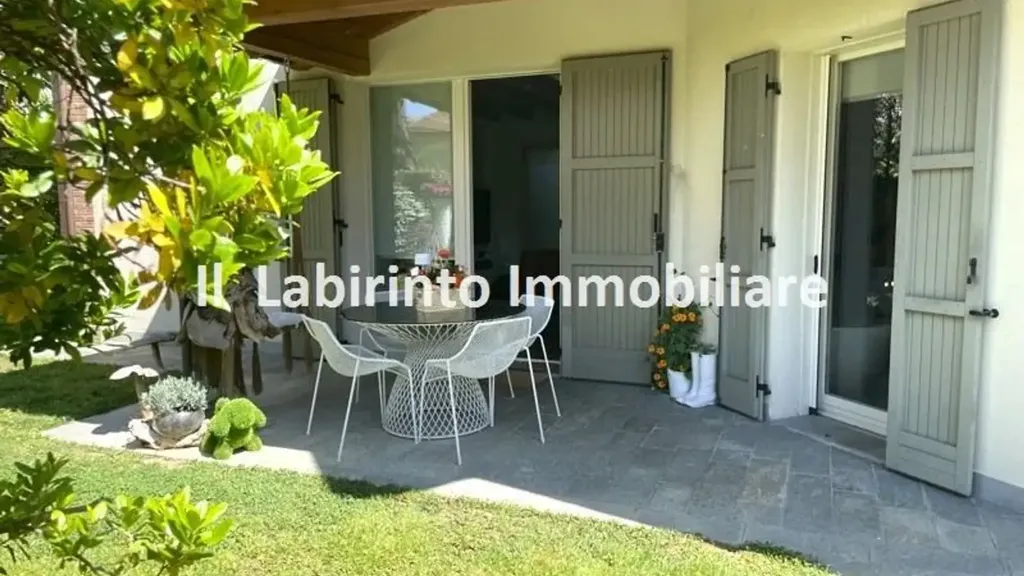 Terrasse - Modern Villa with Private Garden in Monte, Faenza