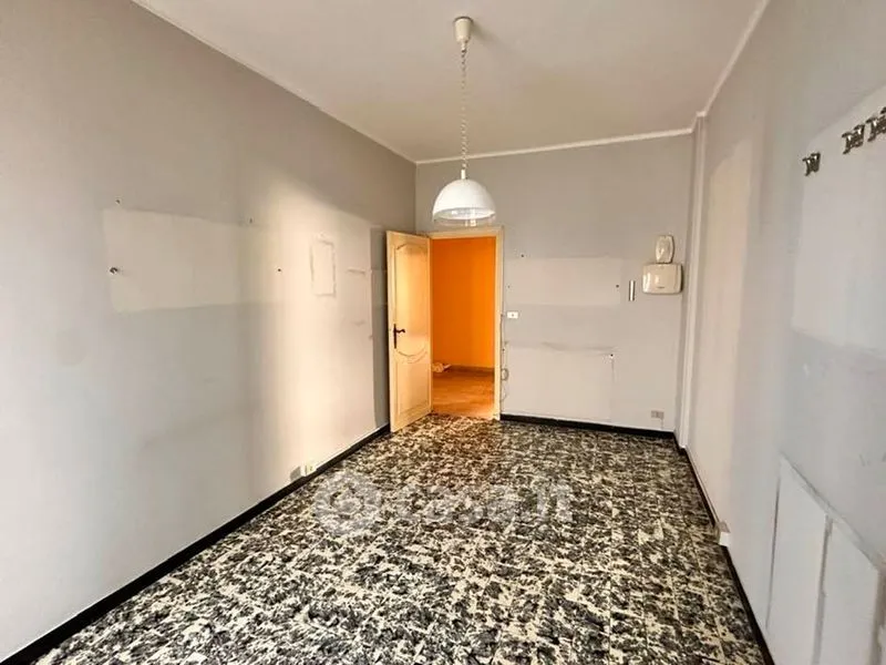 Esik - Spacious Apartment with Balcony in Crocetta, Turin