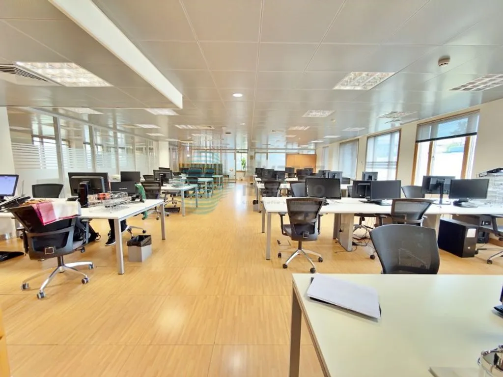 Office - Office with Air Conditioning in Campo Grande, Lisbon