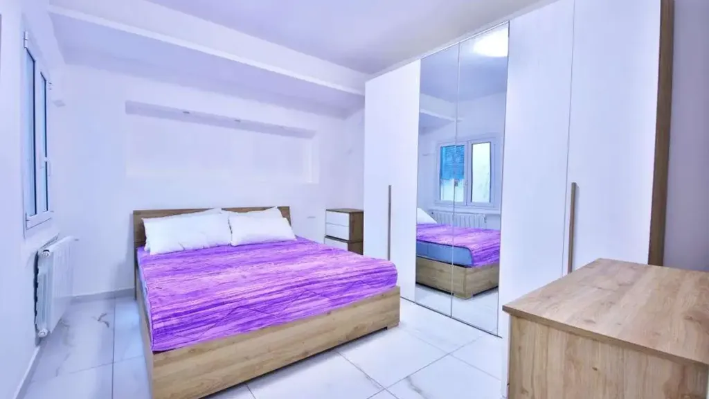 Magamistoad - Rear-Facing Apartment with Sea Proximity in Genoa