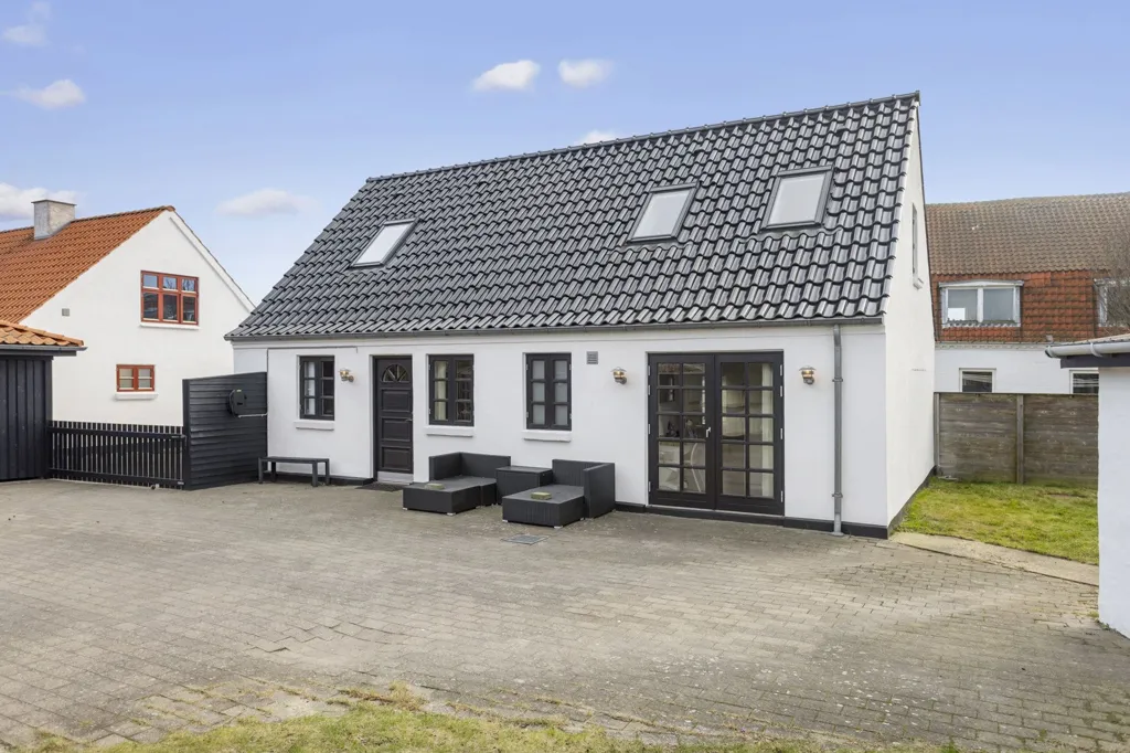 6-toaline maja asukohas Frederikshavn