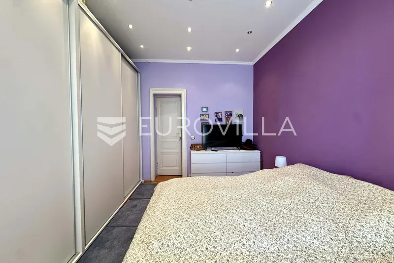 Chambres - Two-Bedroom Apartment with Sea View in Pula