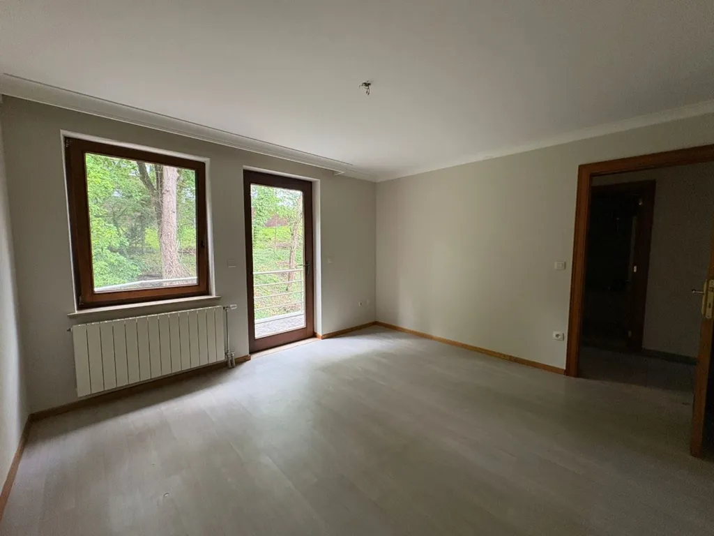 Pièces - Appartement Économe en Énergie avec Terrasse à Genk Centre