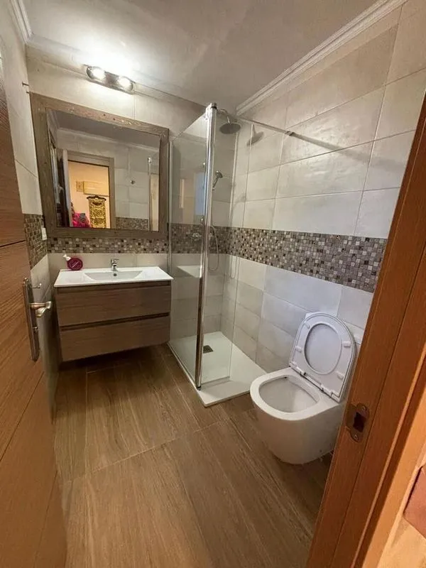 Salles de bain - Terraced House with Pool in Bel Air, Cancelada