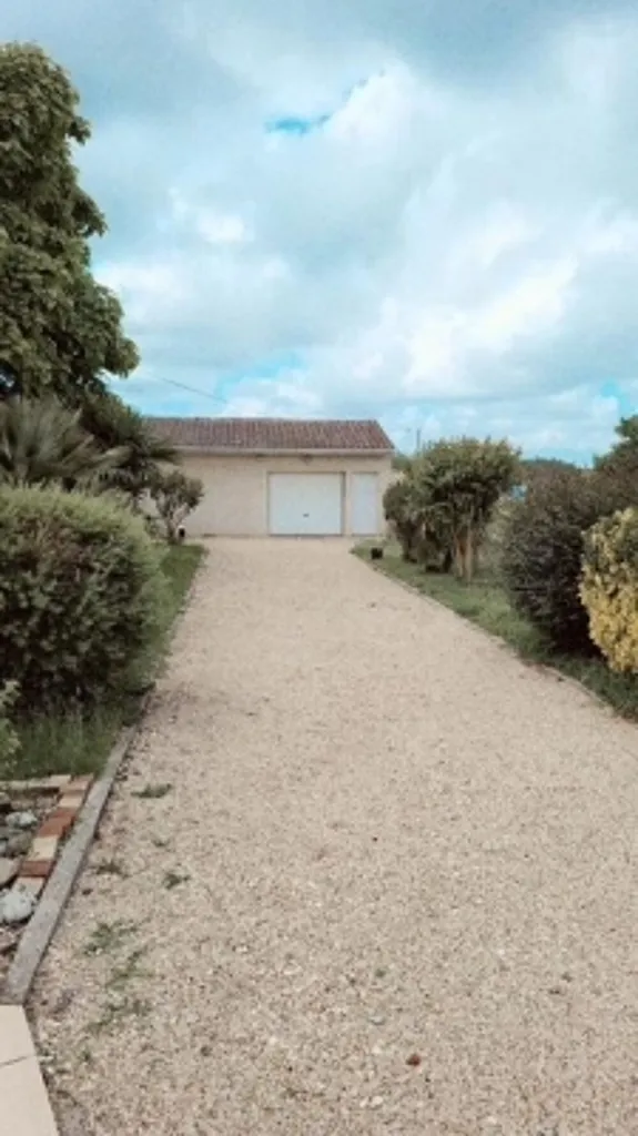 Extérieur - Maison Duplex avec Jardin à Gironde