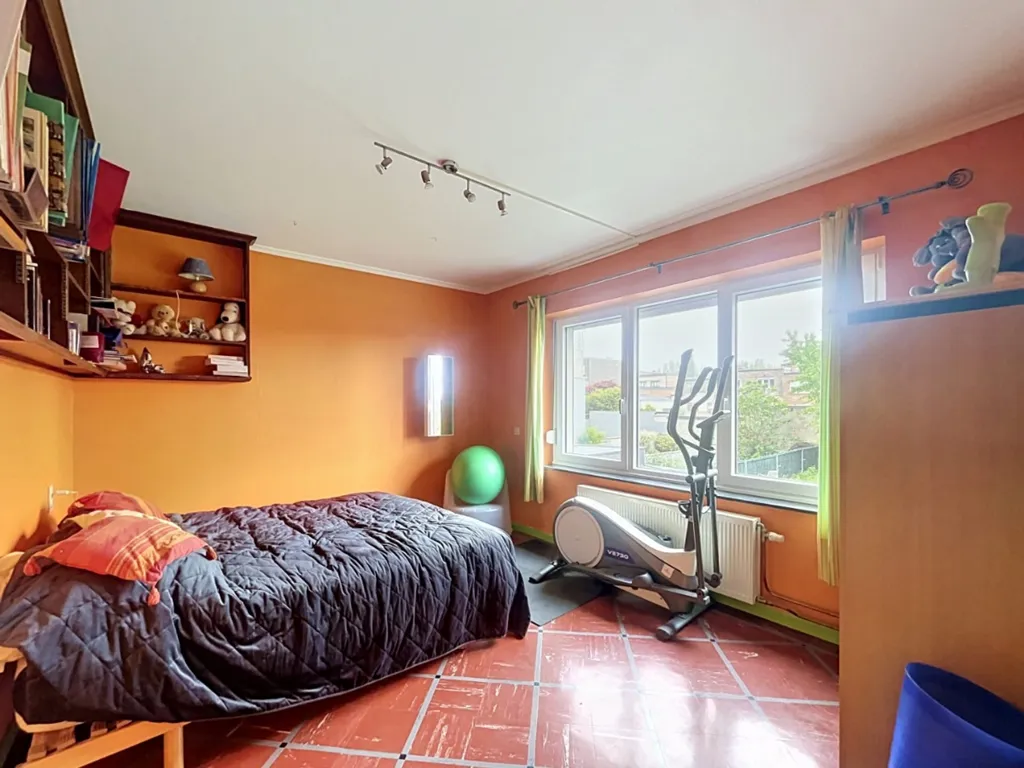 Magamistoad - Semi-Detached House with Garden in Herstal
