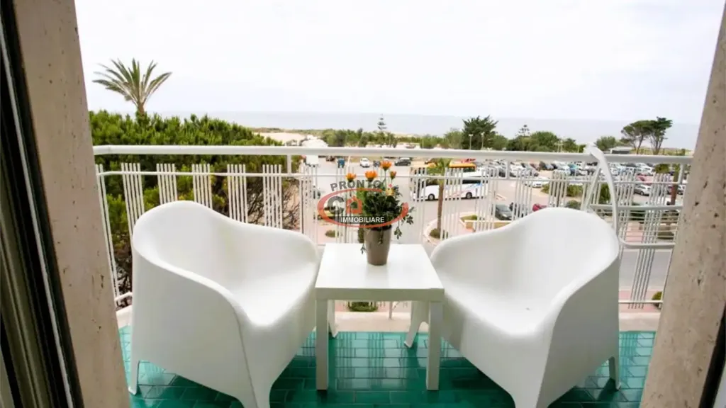 Rõdu - Apartment with Sea View on Marsala Promenade