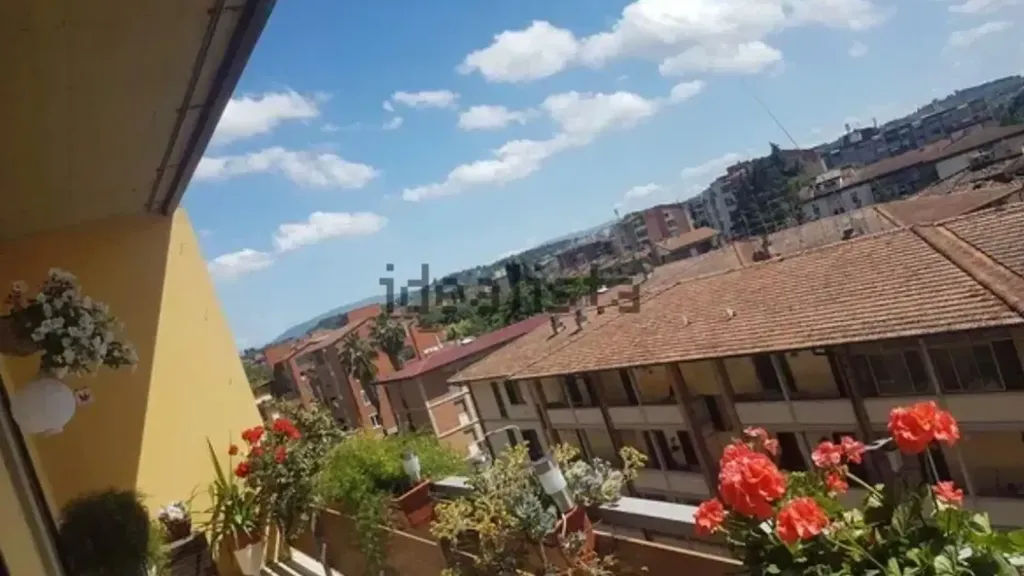 Balcon - 4-Bedroom Apartment with Balcony in Florence
