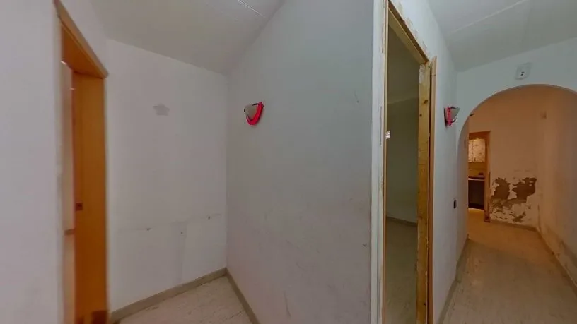 Esik - Flat with Garden Access in Badalona