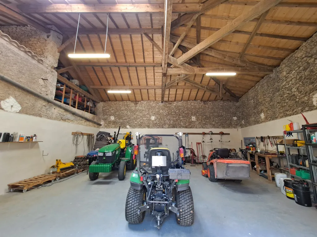 garage