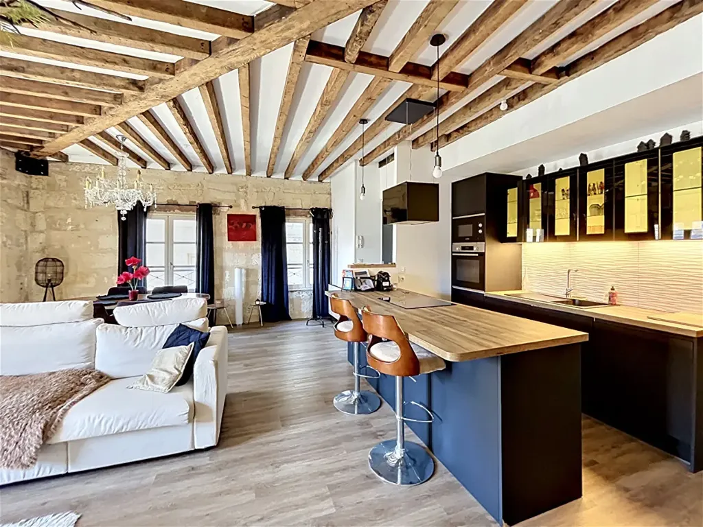 Cuisine - Appartement 3 Pièces avec Vue Dégagée à Bordeaux