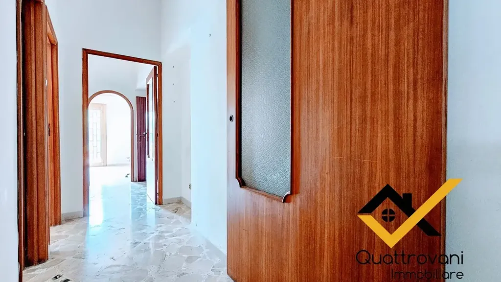 hallway_entrance