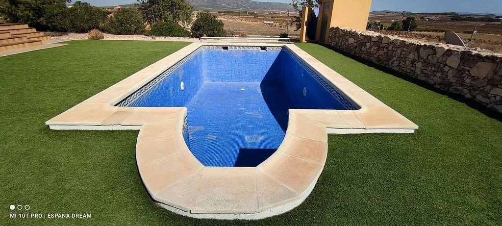pool_area