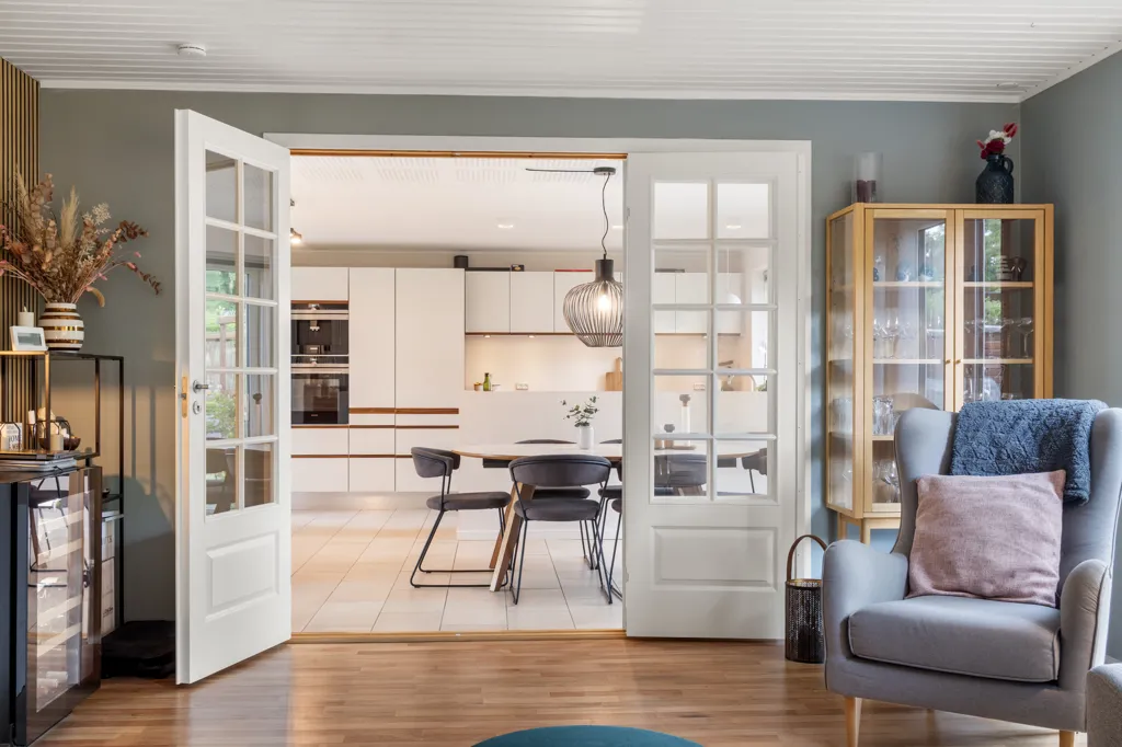Sala da pranzo - Villa with Park-like Garden in Ishøj
