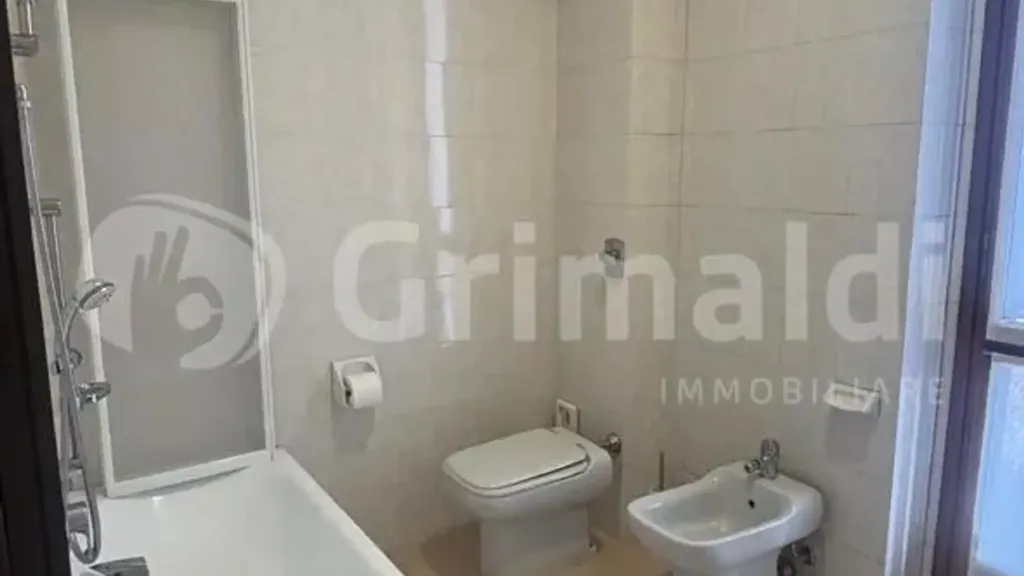 Vannitoad - Apartment with Triple Aspect in Abbiategrasso