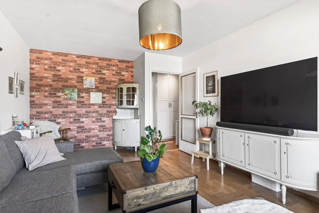 Elutuba - Apartment with Balcony in HSB Videt, Degerfors