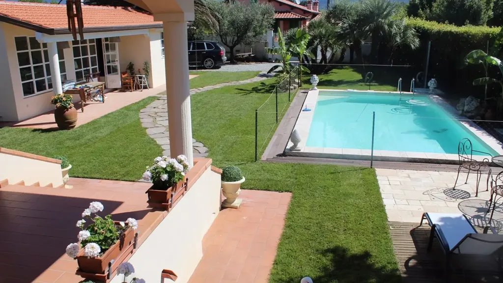 Pool - Newly Built Villa with Pool near Camaiore