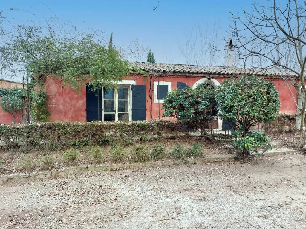 Välivaade - Ground Floor House with Studio in Oppède